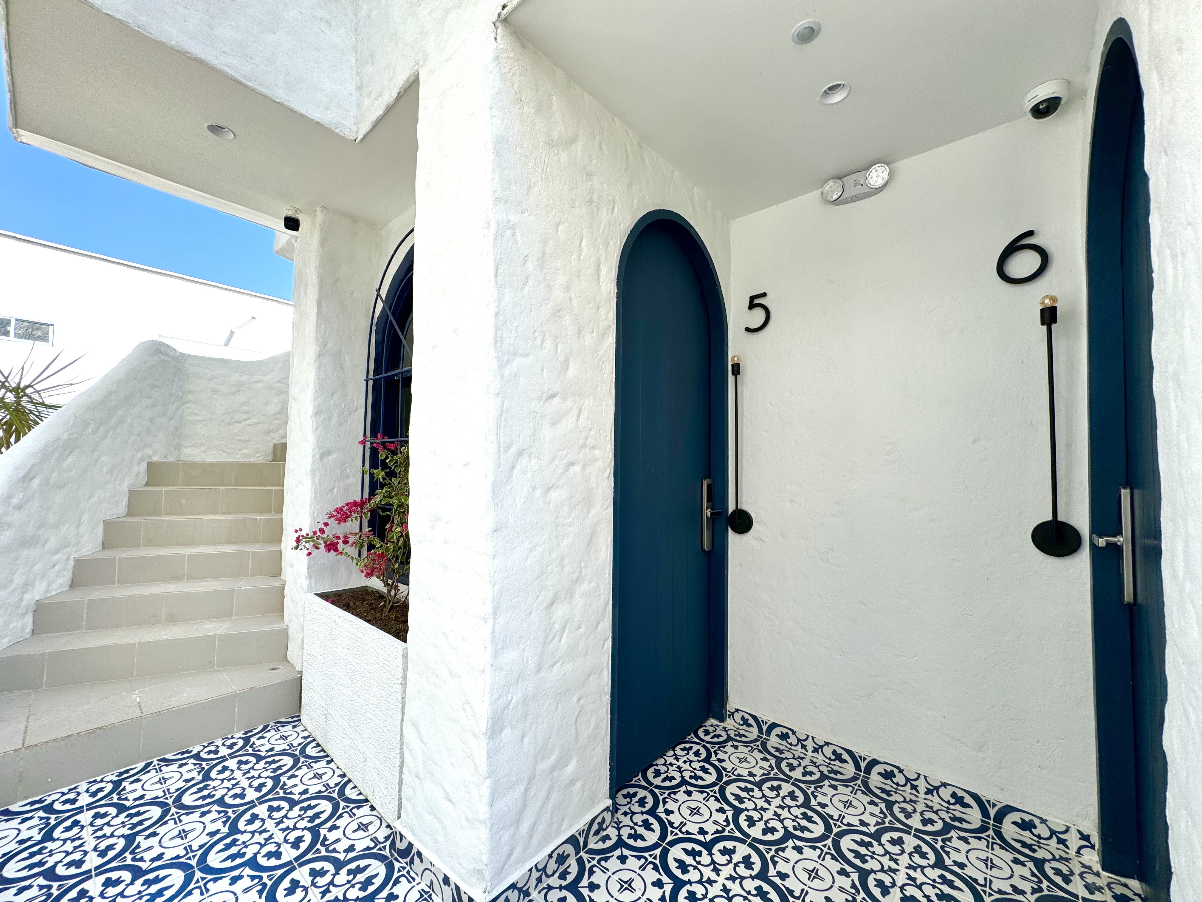 Arcos y puertas de Villa Kalah